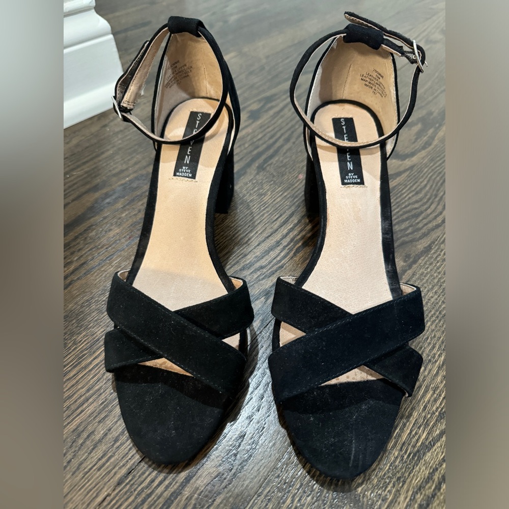 Steve Madden Black Suede Block Heel Sandals